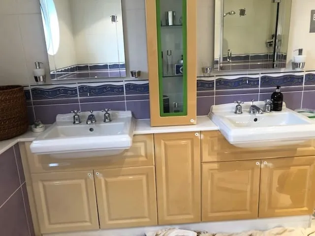Hand Painted Bathroom Units 1 Before